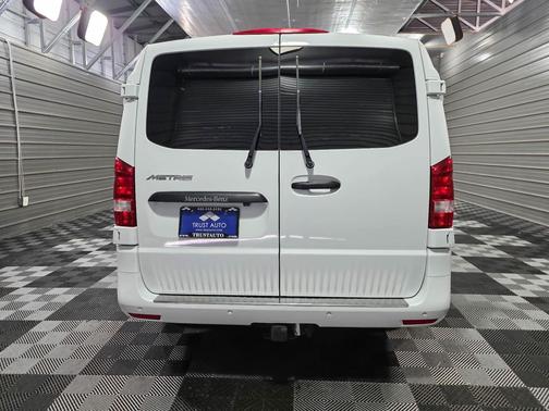 2020 Mercedes-Benz Metris Base