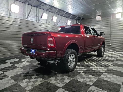 2019 RAM 3500 Laramie 4WD SRW Crew Cab Cummins Diesel Pickup Truck w/Level 2 Equipment Group