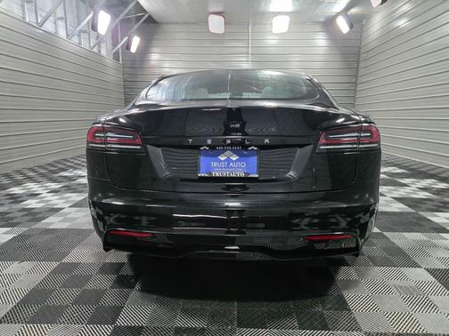 2024 Tesla Model S Long Range