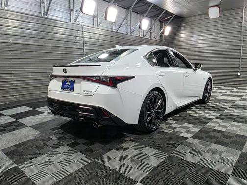 2022 Lexus IS 350 Base