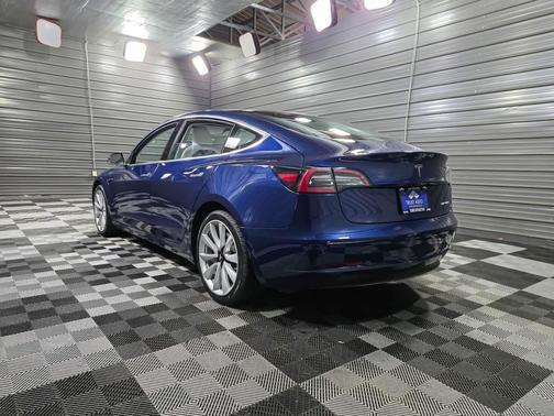 2018 Tesla Model 3 Performance