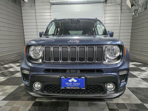 Slate Blue Pearlcoat 2021 Jeep Renegade Latitude