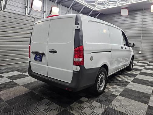 Arctic White 2021 Mercedes-Benz Metris Base