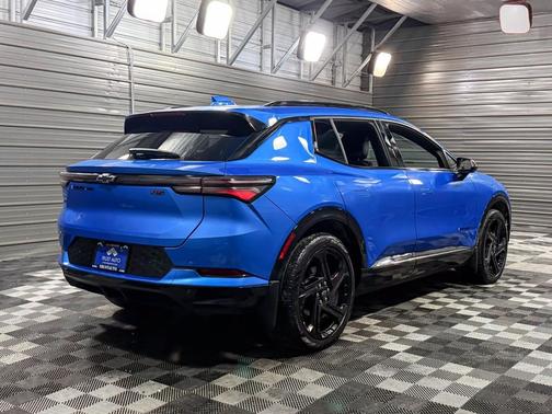 2025 Chevrolet Equinox EV RS