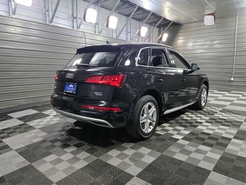 2018 Audi Q5 2.0T Premium Plus