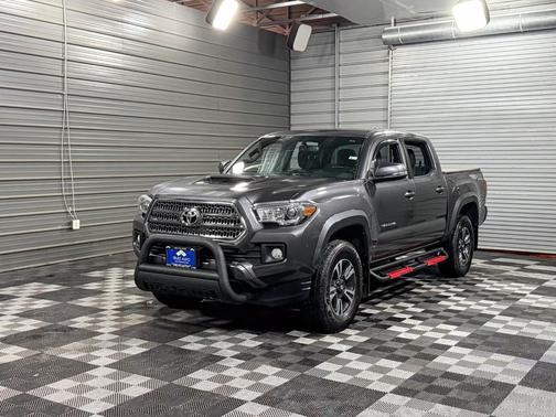 2017 Toyota Tacoma TRD Sport