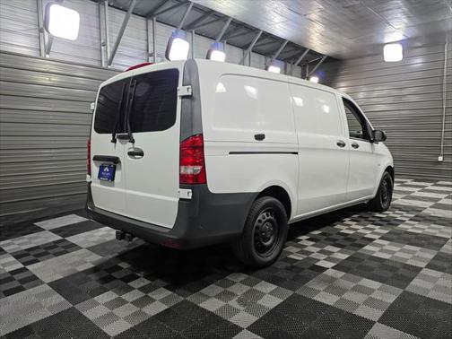 2020 Mercedes-Benz Metris Base