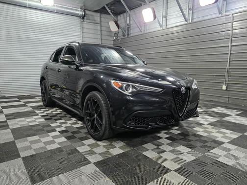 2019 Alfa Romeo Stelvio Ti Sport