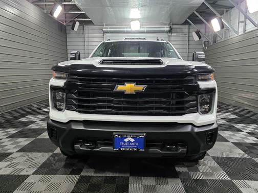 2024 Chevrolet Silverado 3500 WT