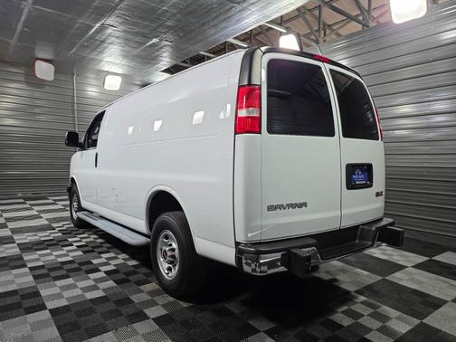 2023 GMC Savana 2500 Work Van