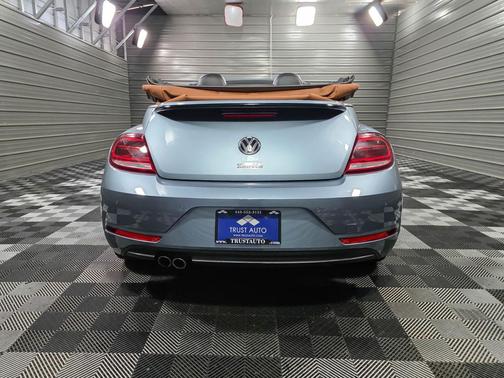 2019 Volkswagen Beetle 2.0T SE
