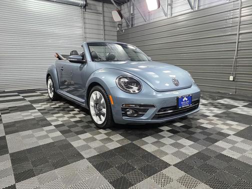 2019 Volkswagen Beetle 2.0T SE
