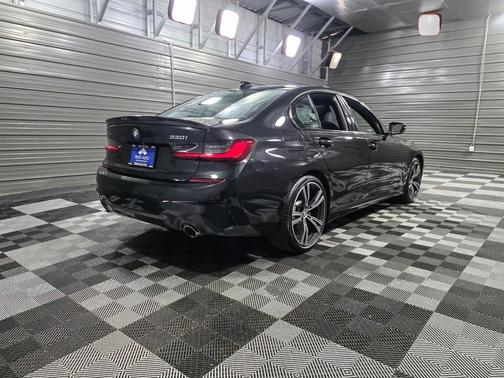 2020 BMW 330 i xDrive