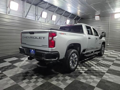 2021 Chevrolet Silverado 2500 Custom