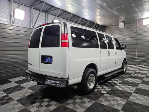 2019 Chevrolet Express 2500 LT