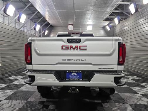 2023 GMC Sierra 2500 Denali