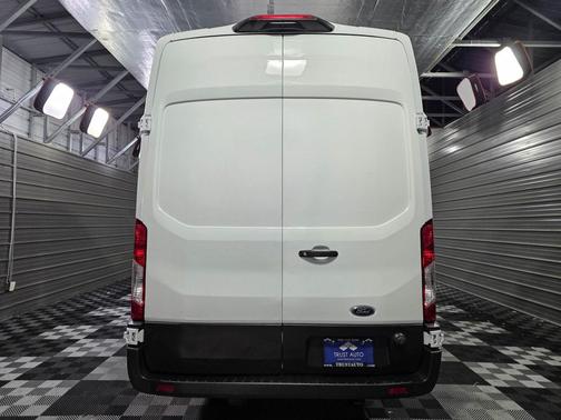 Oxford White 2024 Ford Transit-350 Base