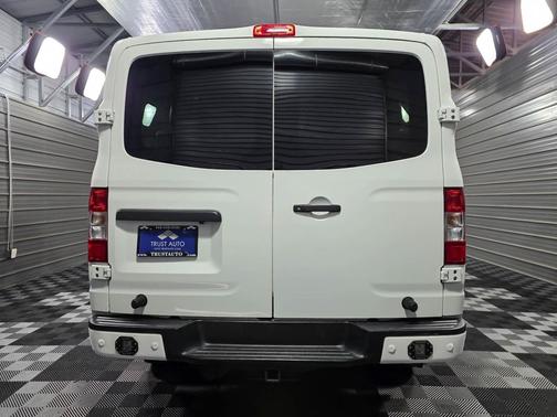 2019 Nissan NV Passenger NV3500 HD SL V8