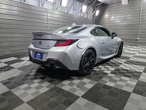 2022 Toyota GR86 Premium