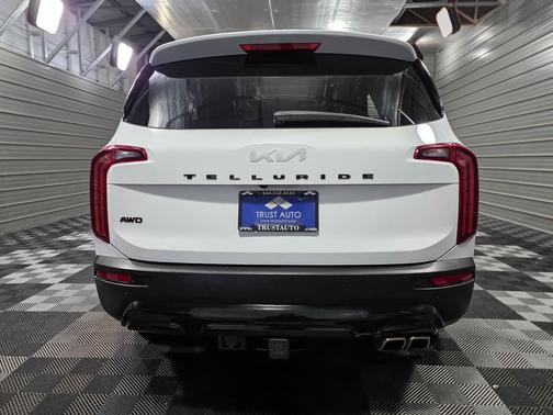 2022 Kia Telluride SX AWD 7-Passenger Luxury SUV w/Prestige Pkg