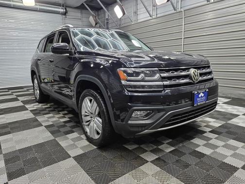 Deep Black Pearl 2019 Volkswagen Atlas 3.6L SE w/Technology