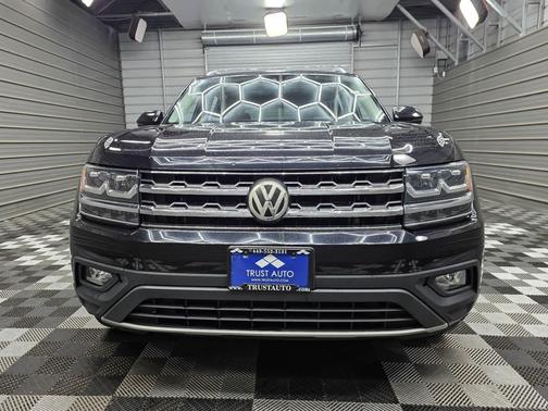 Deep Black Pearl 2019 Volkswagen Atlas 3.6L SE w/Technology