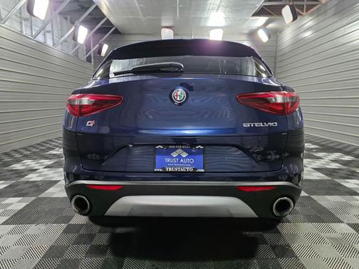 2019 Alfa Romeo Stelvio Ti Lusso