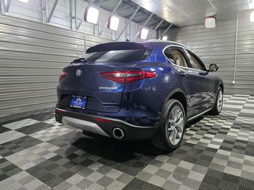 2019 Alfa Romeo Stelvio Ti Lusso