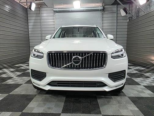 2020 Volvo XC90 T5 Momentum