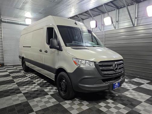 2020 Mercedes-Benz Sprinter 2500 High Roof