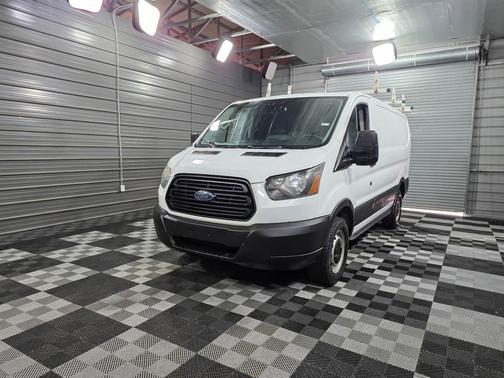 2017 Ford Transit-250 Base