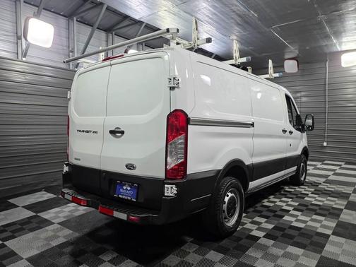 2017 Ford Transit-250 Base