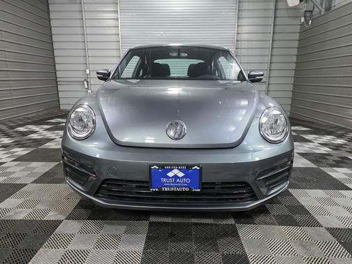 2019 Volkswagen Beetle 2.0T SE