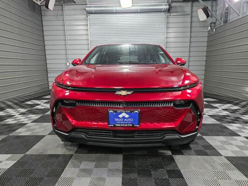 2025 Chevrolet Equinox EV LT