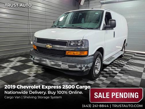 Summit White 2019 Chevrolet Express 2500 LT