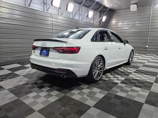2021 Audi S4 Prestige 3.0 TFSI quattro AWD Sedan w/Black Optic/S Sport/Carbon Fiber Pkgs