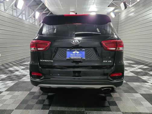 2019 Kia Sorento EX