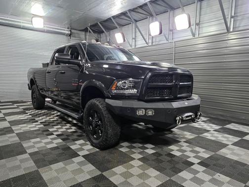 2017 RAM 3500 Laramie 4WD Crew Cab 8FT Long Bed 6.7L Cummins Diesel Pickup Truck