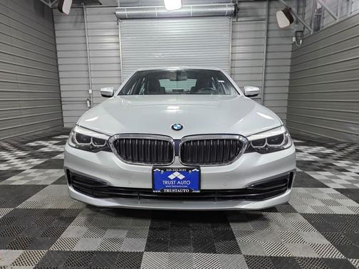 2019 BMW 530 i xDrive
