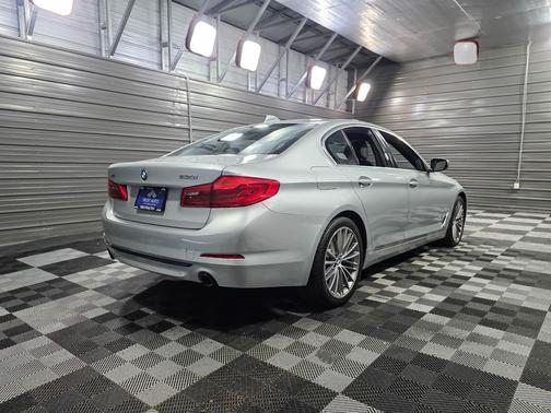 2019 BMW 530 i xDrive