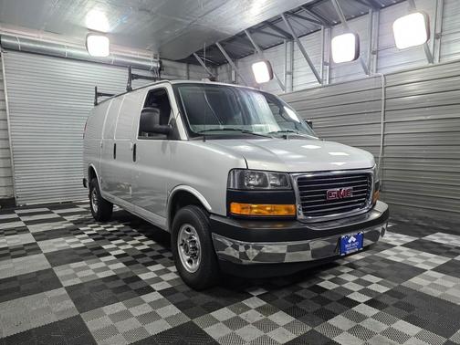 2023 GMC Savana 2500 Work Van