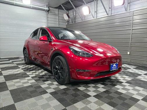 2024 Tesla Model Y Long Range Dual Motor All-Wheel Drive