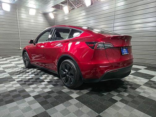 2024 Tesla Model Y Long Range Dual Motor All-Wheel Drive