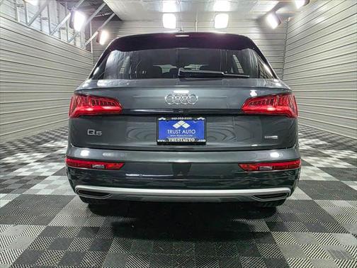 2019 Audi Q5 2.0T Premium Plus