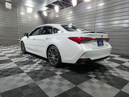 2021 Toyota Avalon Touring