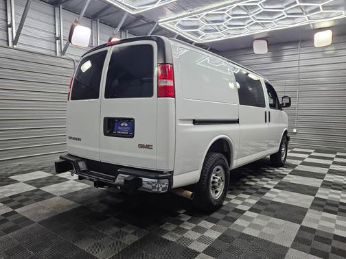 2018 GMC Savana 2500 Work Van