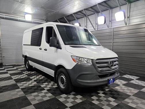 2022 Mercedes-Benz Sprinter 2500 Standard Roof