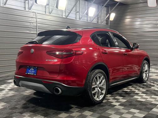 2018 Alfa Romeo Stelvio Ti Sport