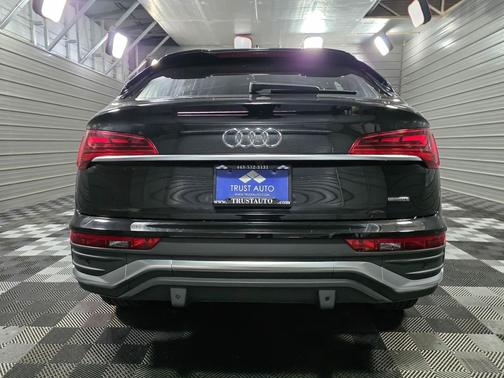 2024 Audi Q5 45 S line Premium