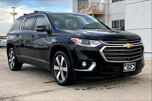 2021 Chevrolet Traverse LT Leather